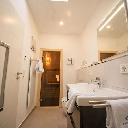 In Am Ostseestrand Hébergement de vacances *