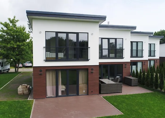 In Am Ostseestrand * Damp